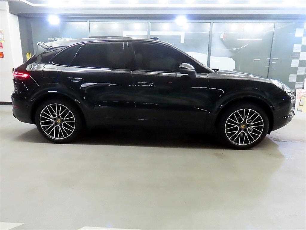 Porsche Cayenne - Vista 3