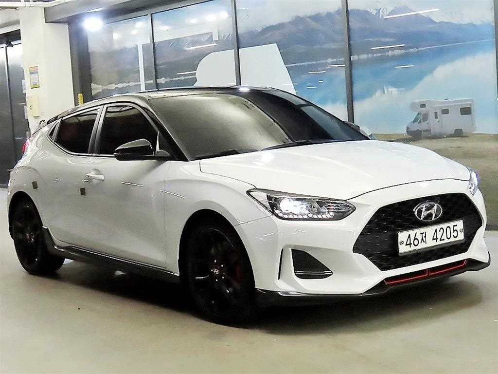 HYUNDAI Veloster 2018 Blanco - Importación desde Corea - HF Imports Iquique - Foto 1