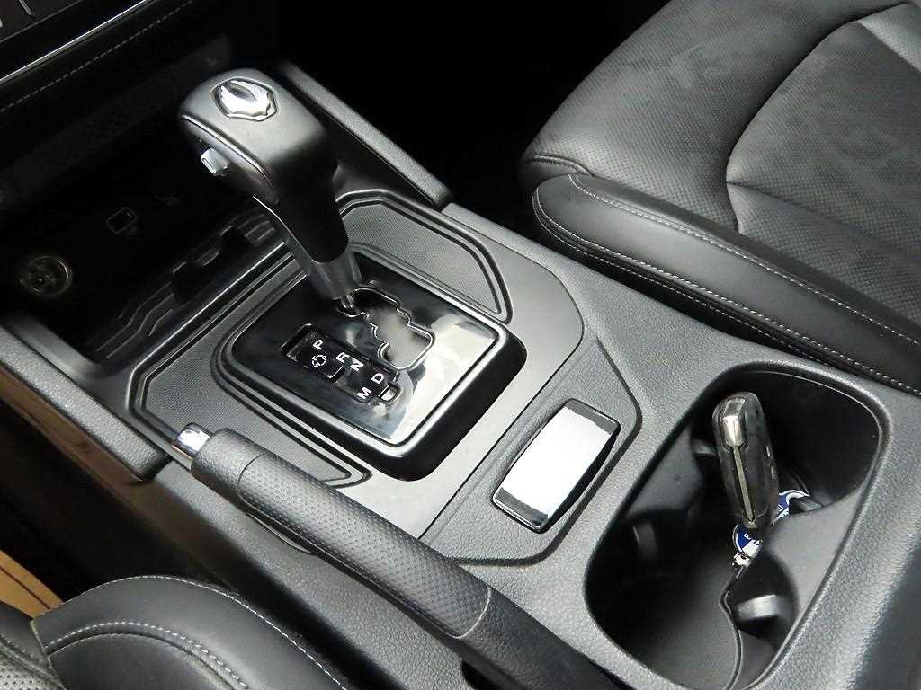 Ssangyong Rexton - Vista 10