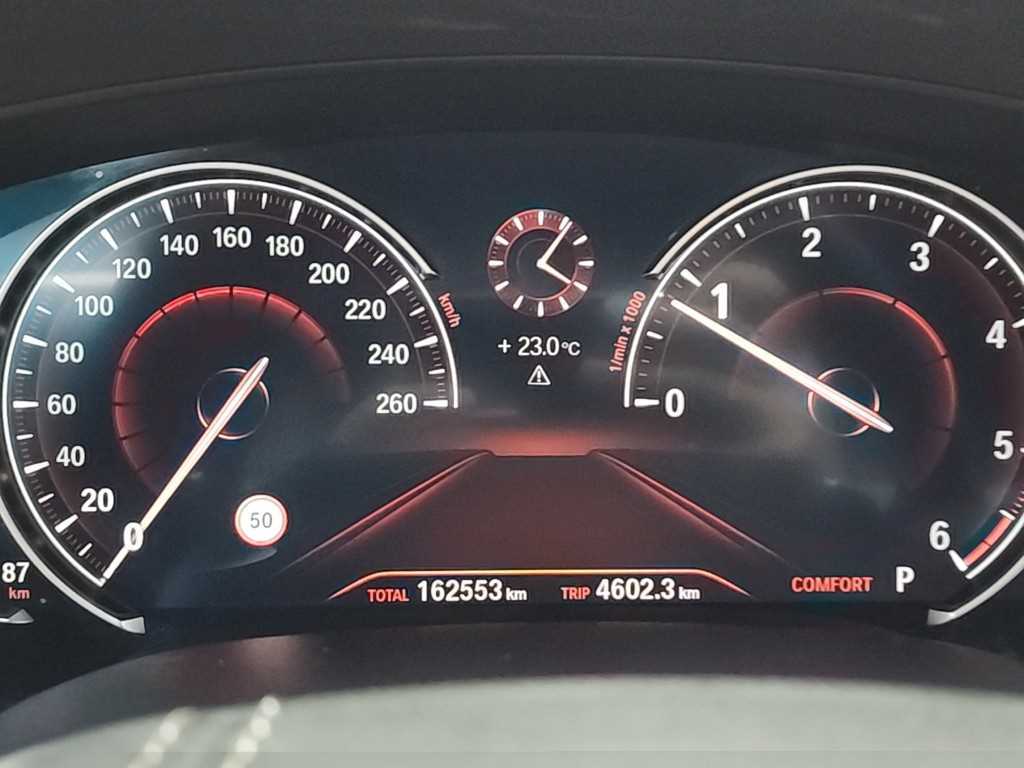 BMW 5 Series - Vista 6