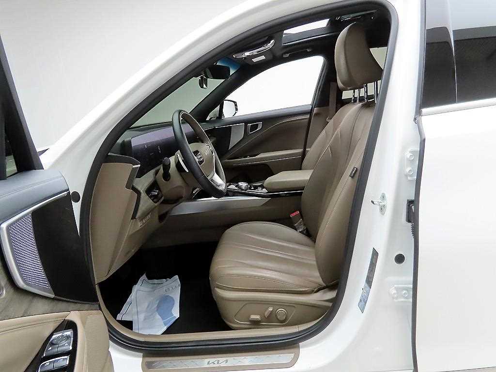 KIA K8 - Vista 12