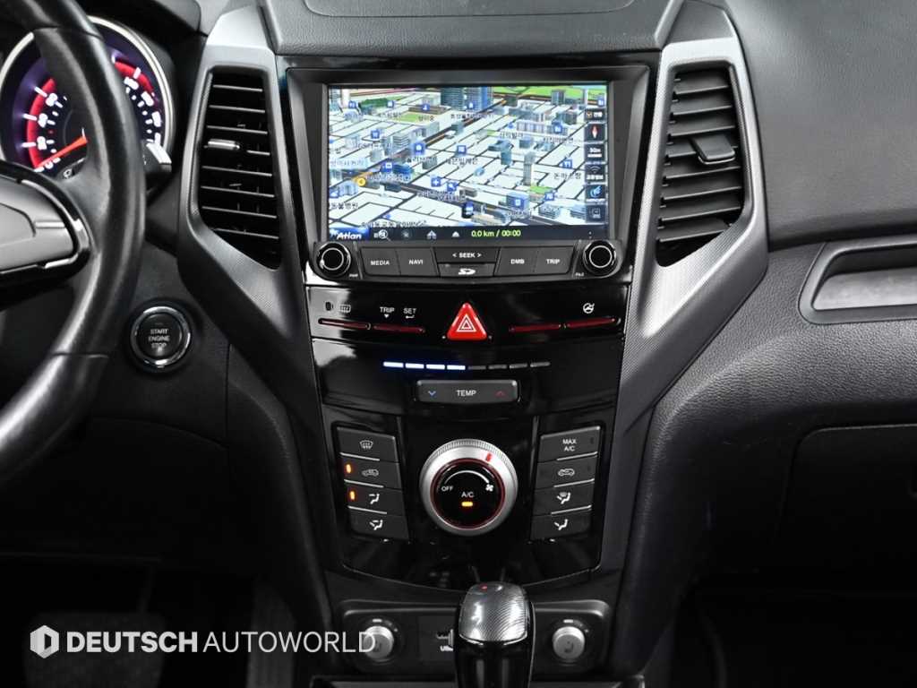 Ssangyong Tivoli 2017 Blanco - Importación desde Corea - HF Imports Iquique - Foto 14