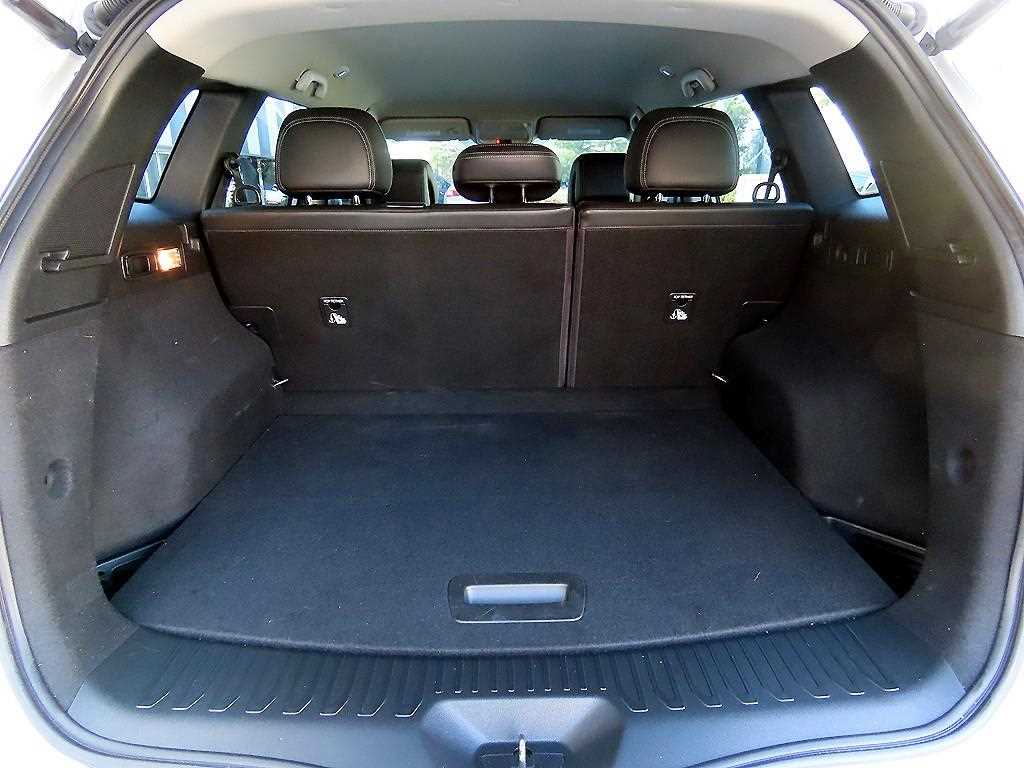 SAMSUNG QM6 2019 Blanco - Importación desde Corea - HF Imports Iquique - Foto 18