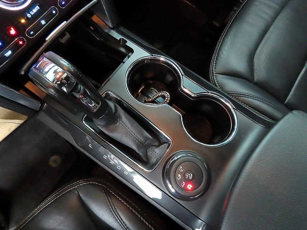 Ford Explorer - Vista 10