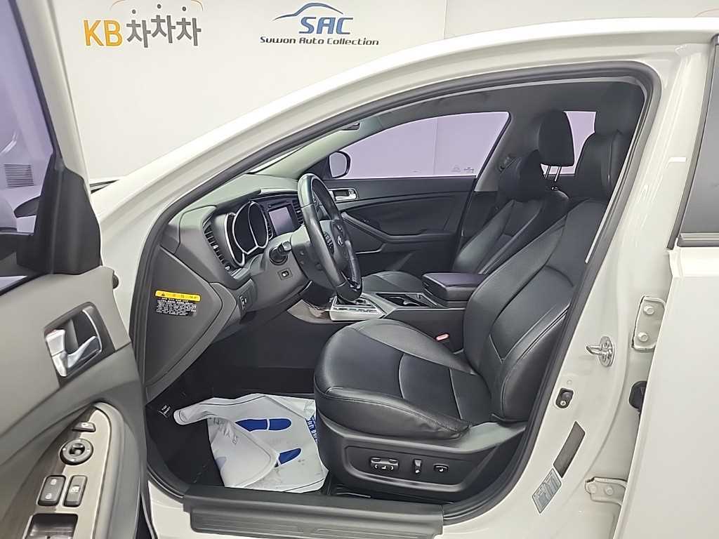 KIA K5 - Vista 11