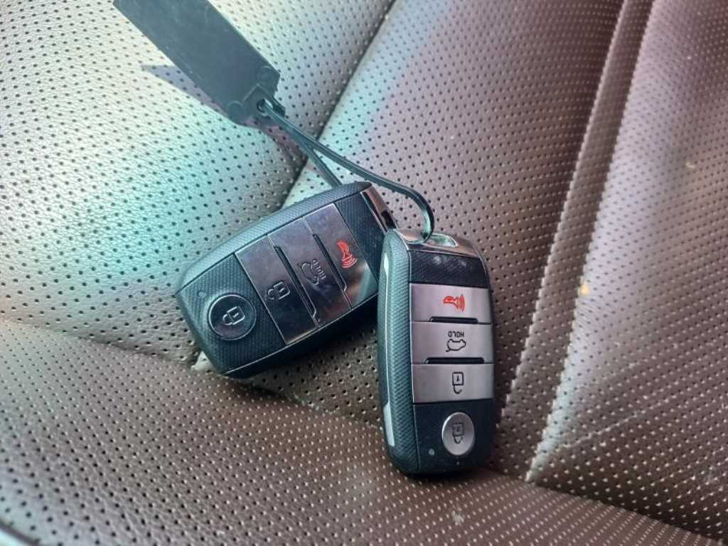 KIA Sorento 2016 Negro - Importación desde Corea - HF Imports Iquique - Foto 16