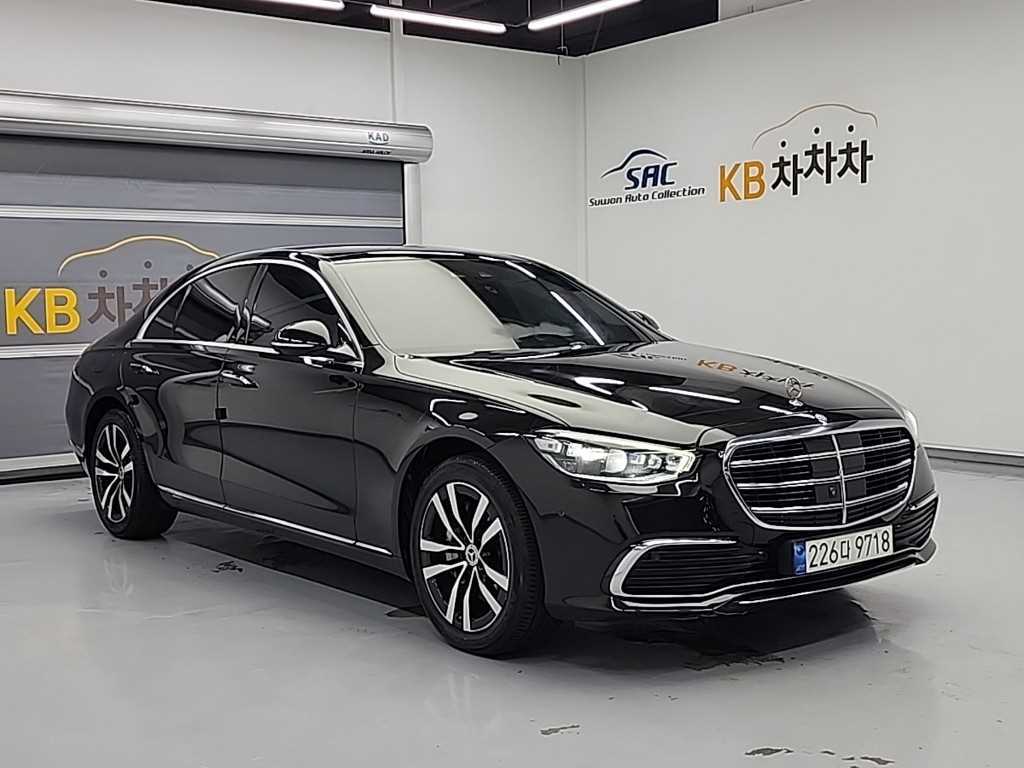 Mercedes Benz S Class - Vista 5