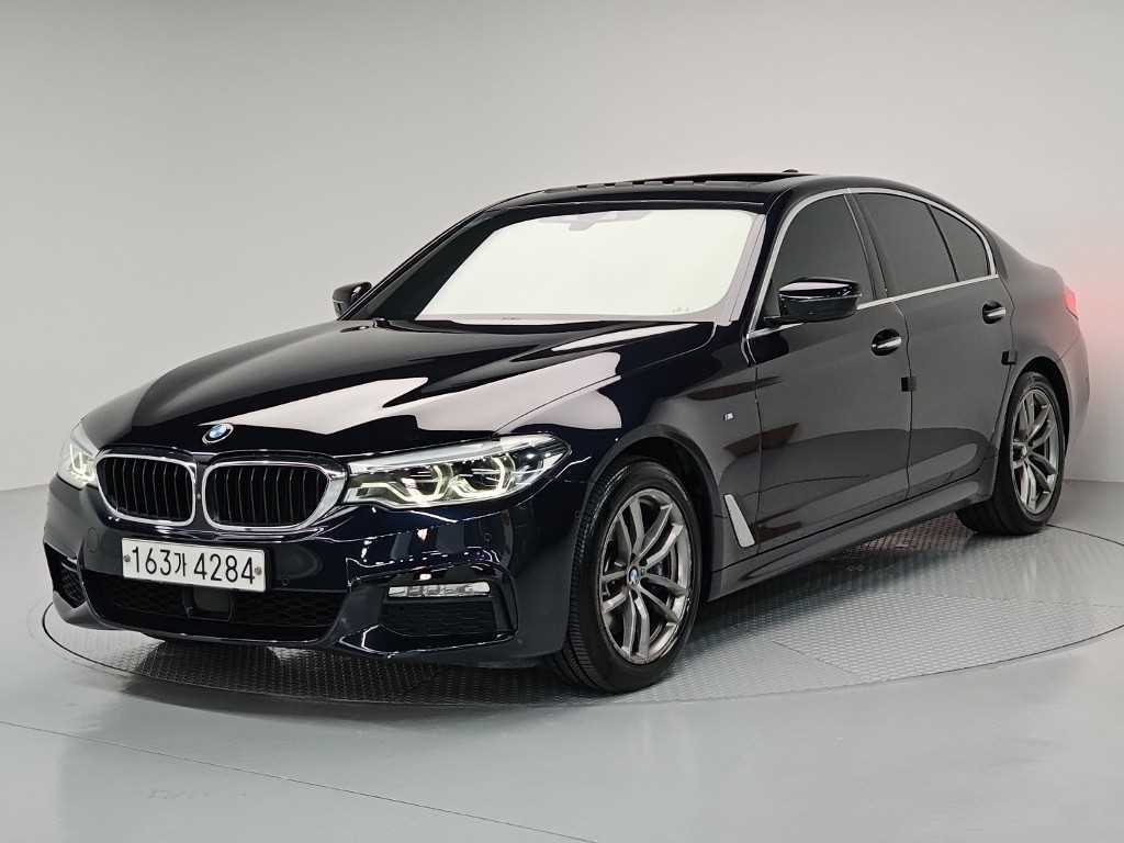 BMW 5 Series 2018 Negro - Importación desde Corea - HF Imports Iquique - Foto 1