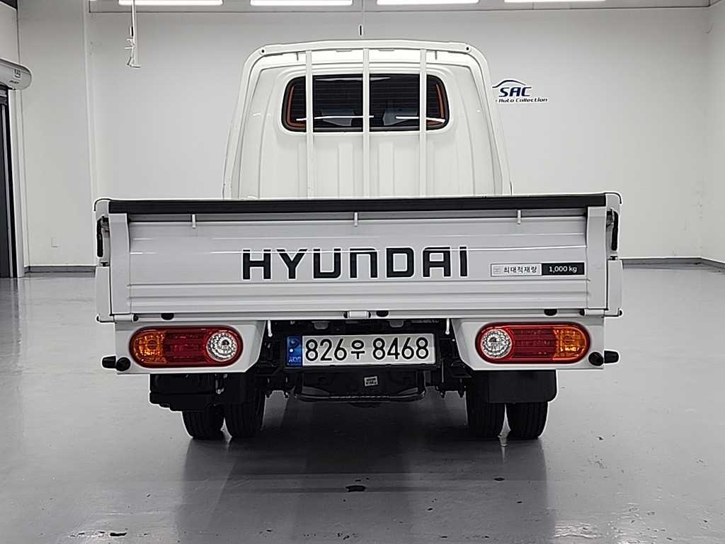 Small Truck Cargo (small) - Vista 3
