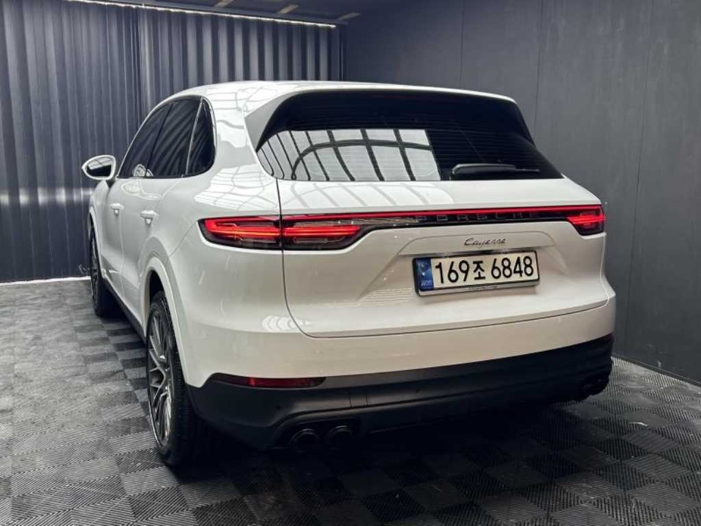 Porsche Cayenne - Vista 3
