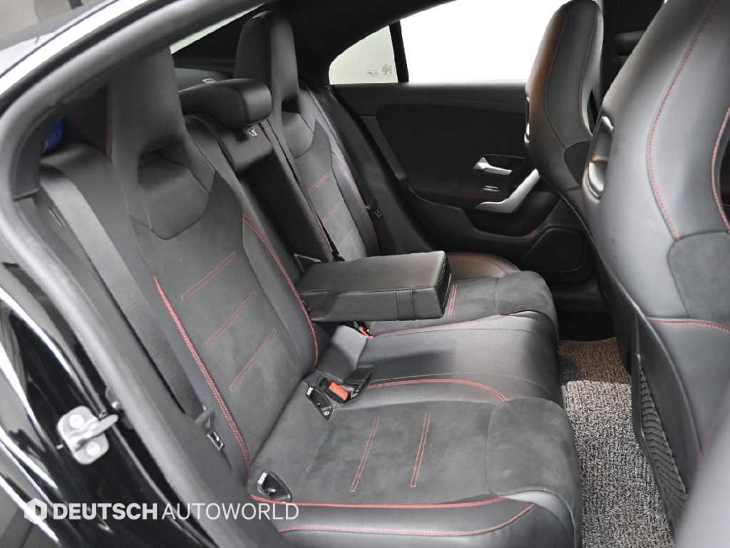 Mercedes Benz CLA Class - Vista 12