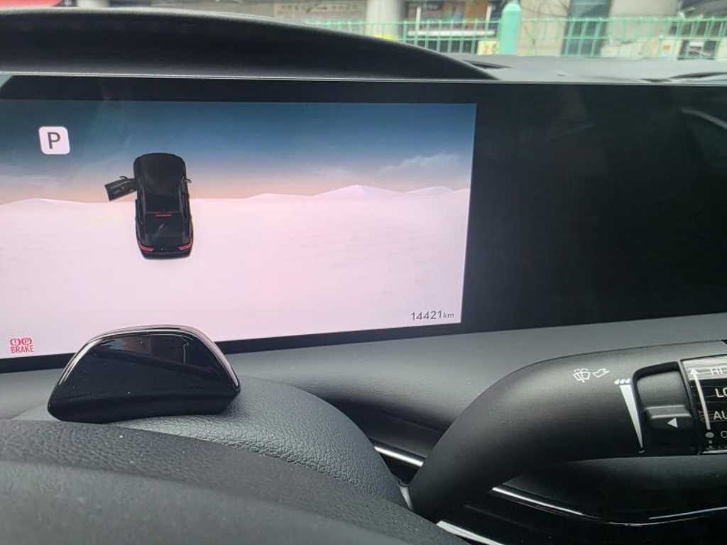 Genesis G80 - Vista 7