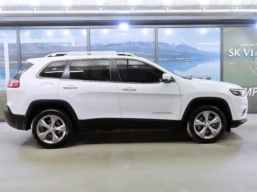Jeep Cherokee - Vista 3