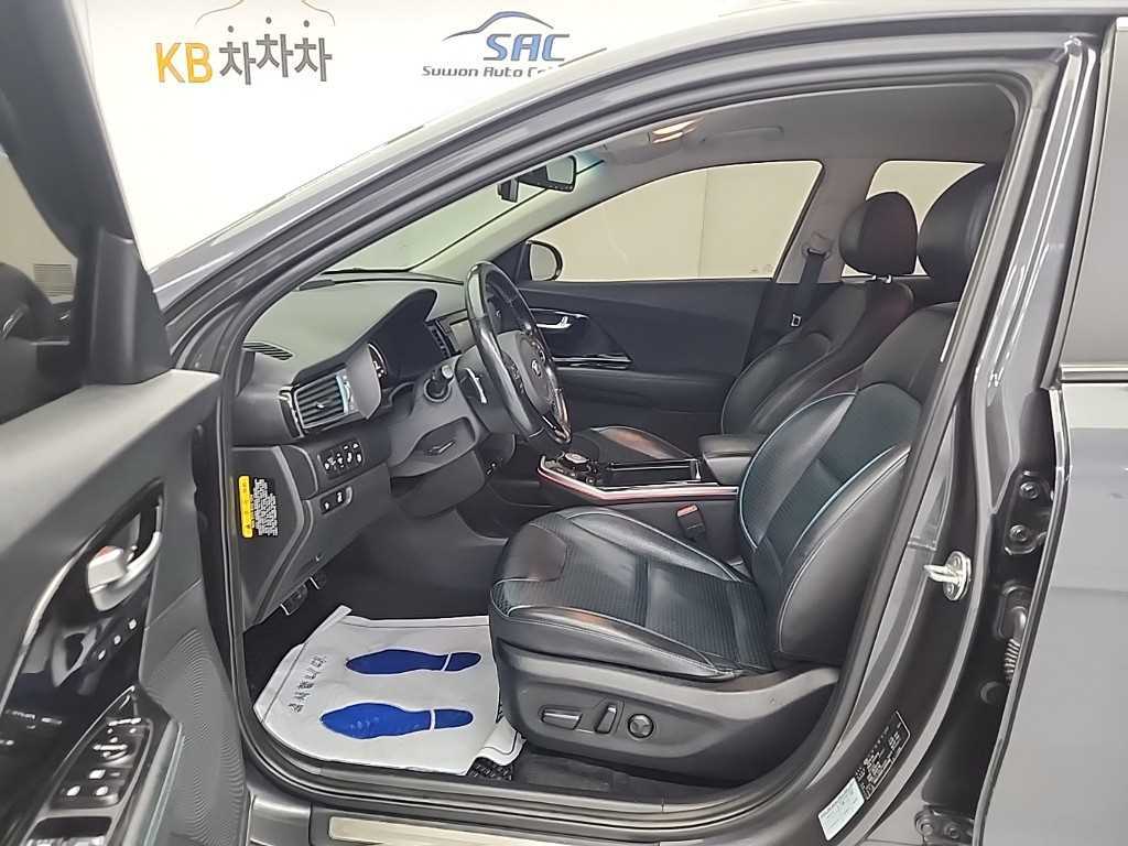 KIA Niro - Vista 11