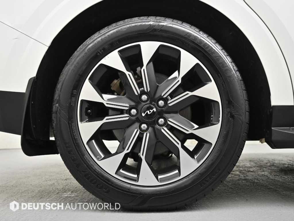 KIA Carnival - Vista 5