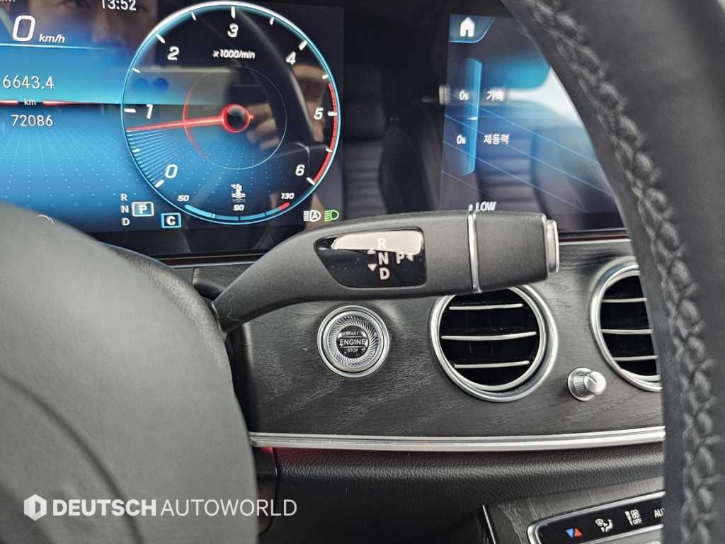 Mercedes Benz E class - Vista 9
