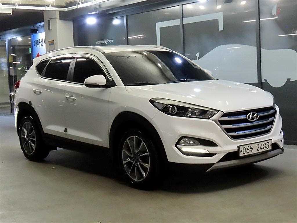 HYUNDAI Tucson 2018 Blanco - Importación desde Corea - HF Imports Iquique - Foto 1