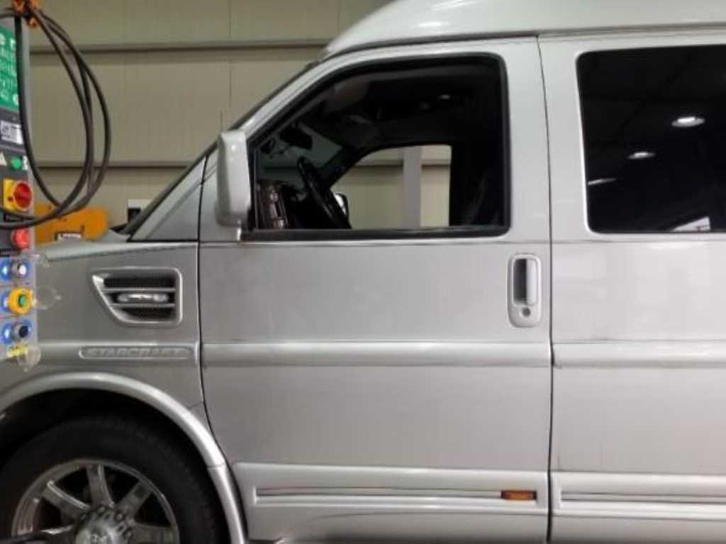 Chevrolet Express van - Vista 4