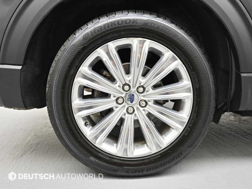 Ford Explorer - Vista 5