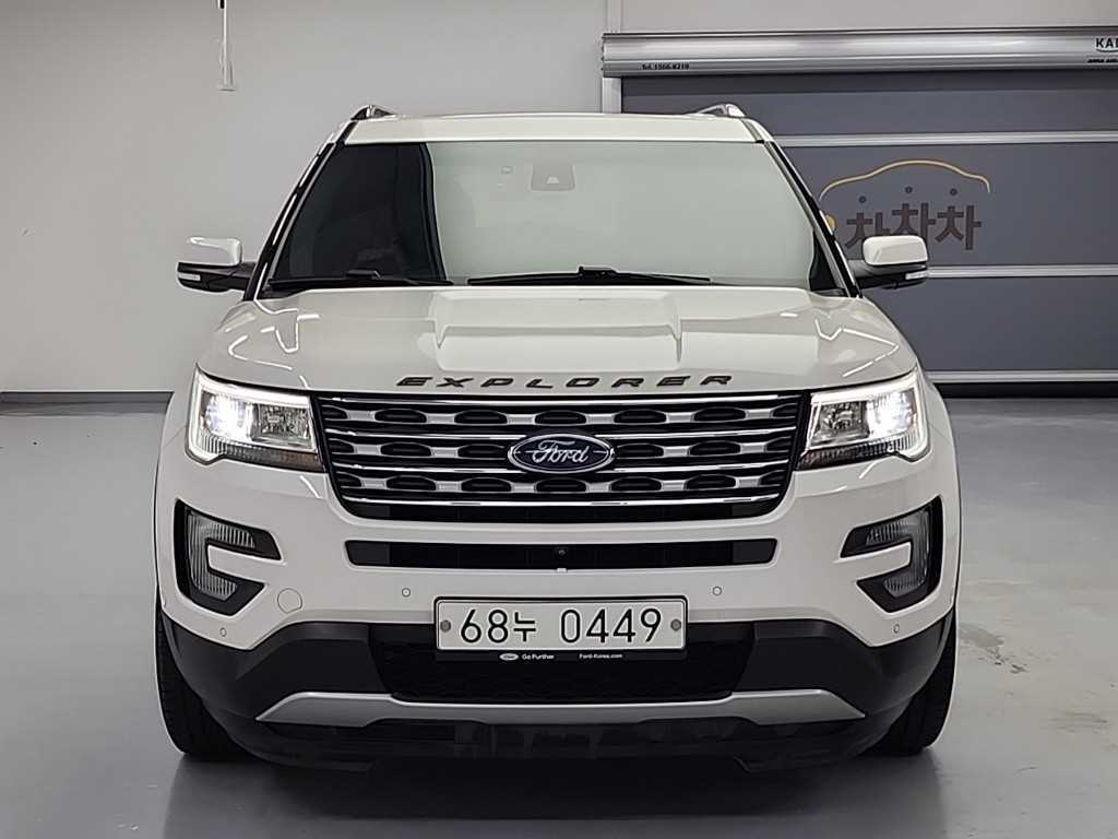 Ford Explorer - Vista 2