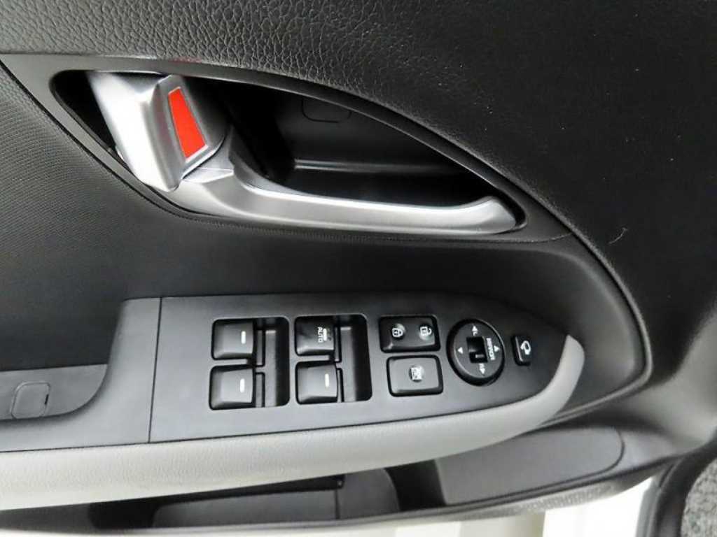 KIA Ray - Vista 11