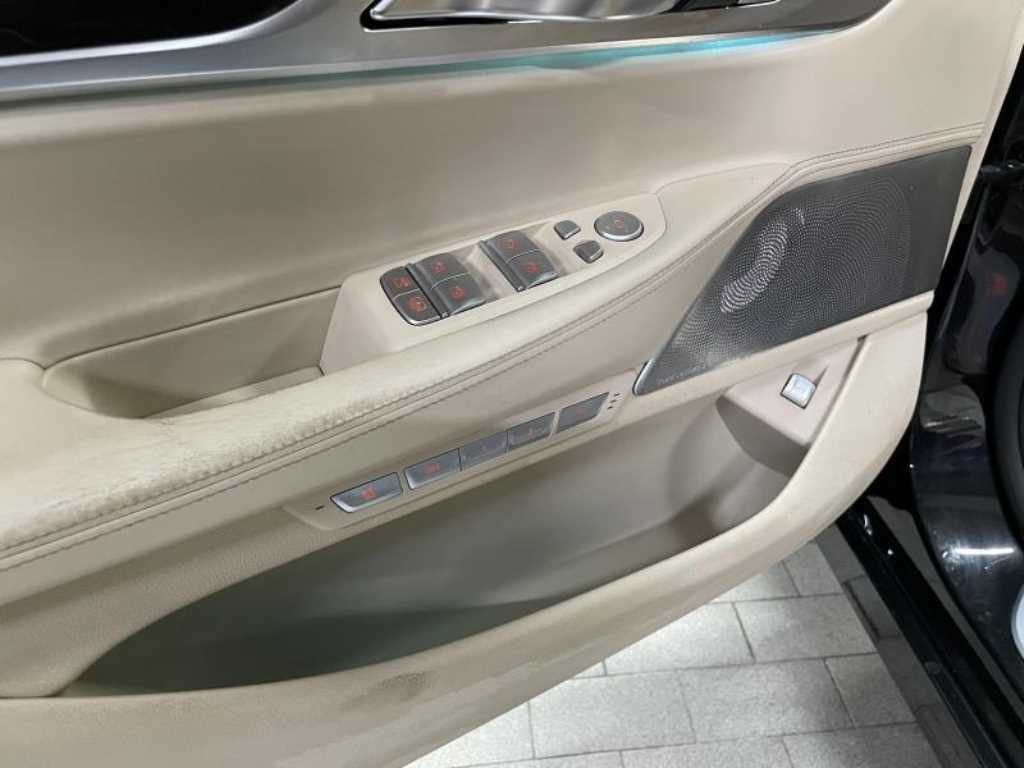 BMW 7 Series 2016 Negro - Importación desde Corea - HF Imports Iquique - Foto 15