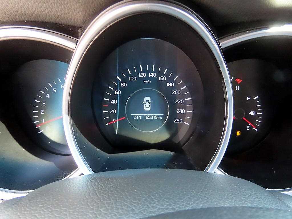 KIA K5 - Vista 9