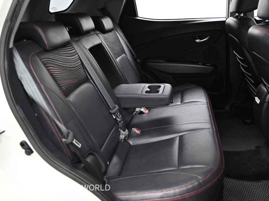 Ssangyong Tivoli - Vista 12