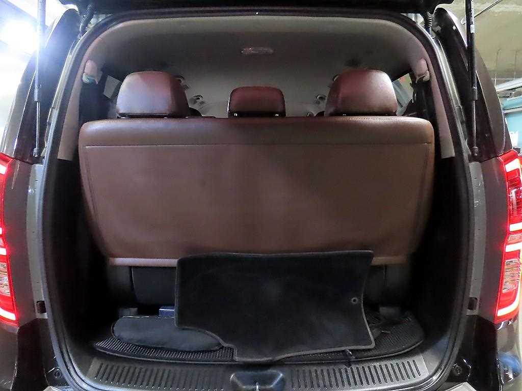 HYUNDAI Starex 2019 Negro - Importación desde Corea - HF Imports Iquique - Foto 17
