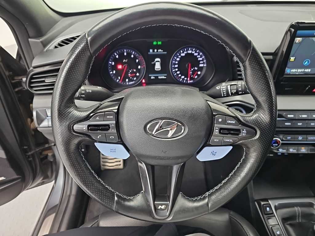 HYUNDAI Veloster - Vista 9