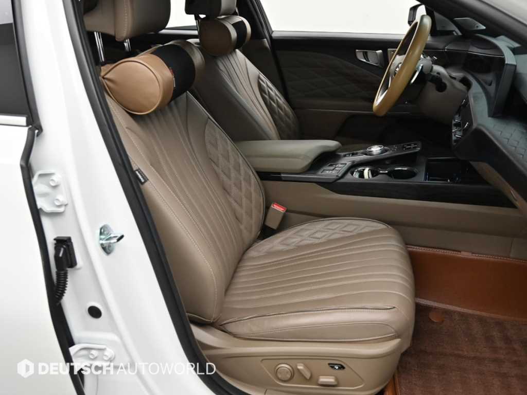 KIA K8 - Vista 10