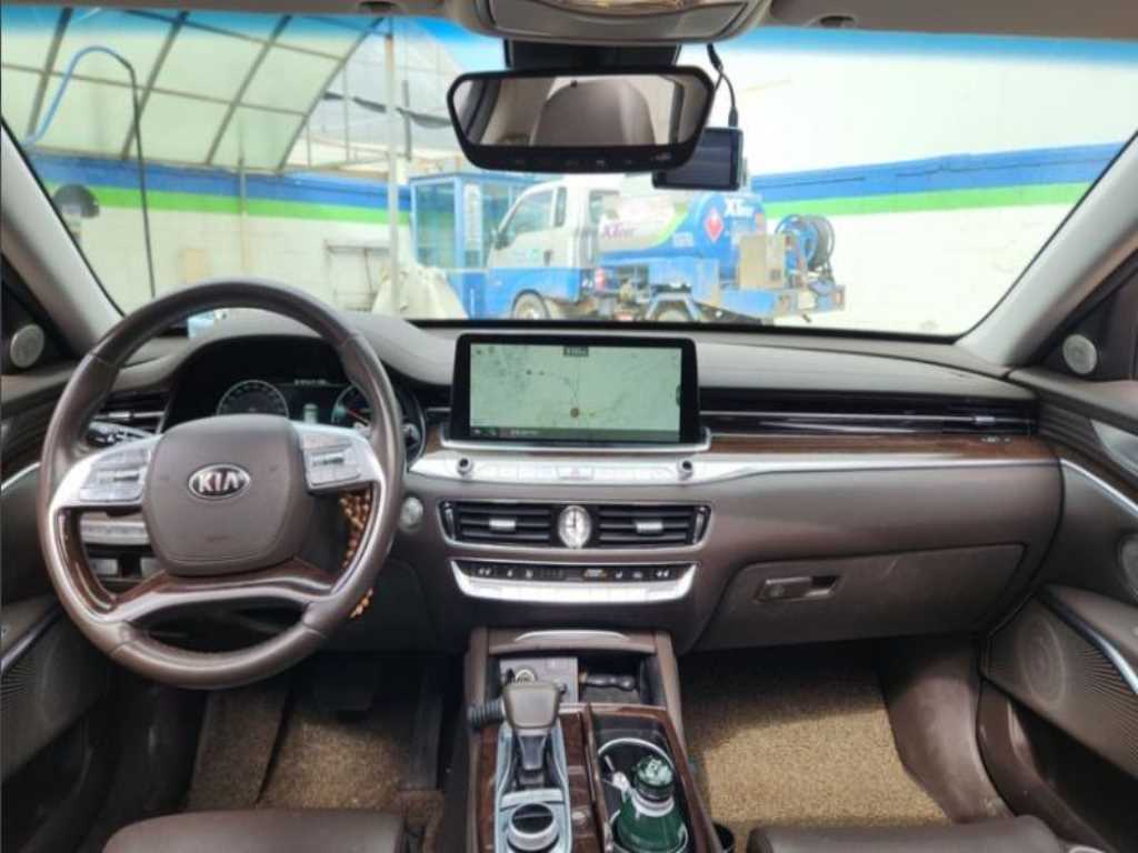 KIA K9 - Vista 7