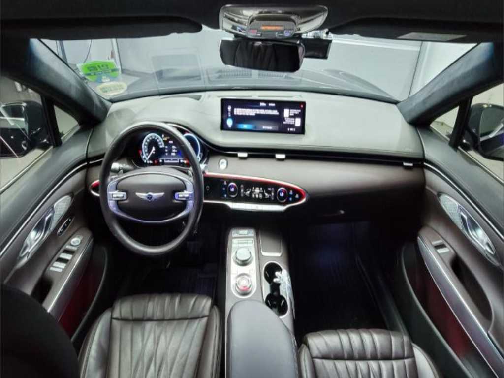 Genesis GV70 - Vista 11