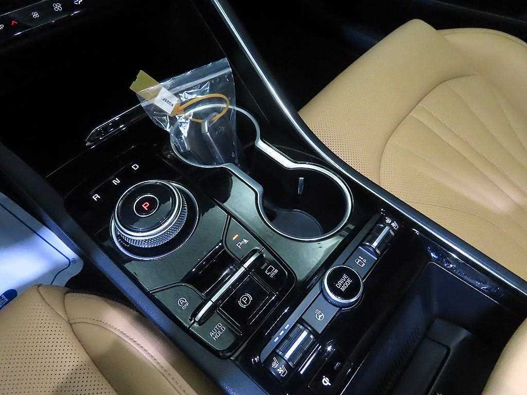 KIA K5 - Vista 12