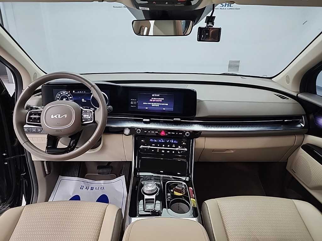KIA Carnival - Vista 7