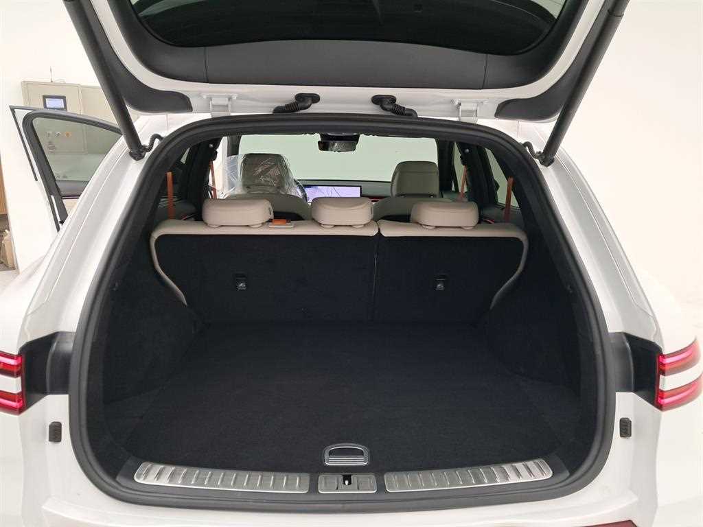 Genesis GV70 2025 Blanco - Importación desde Corea - HF Imports Iquique - Foto 14