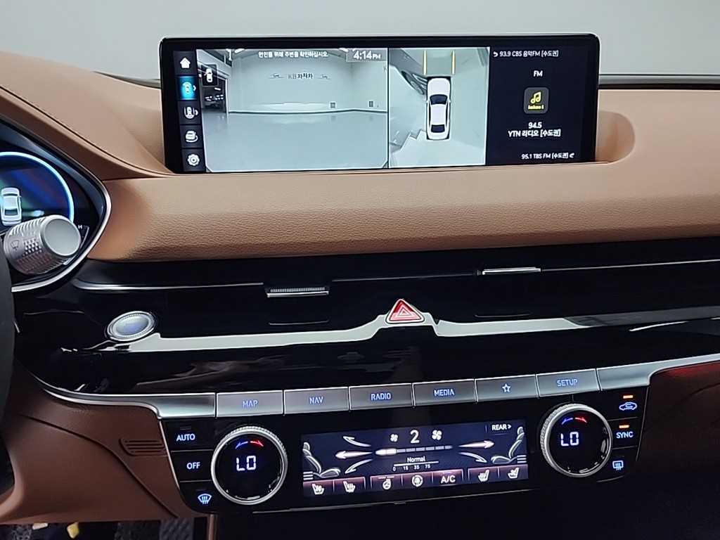 Genesis G80 - Vista 10