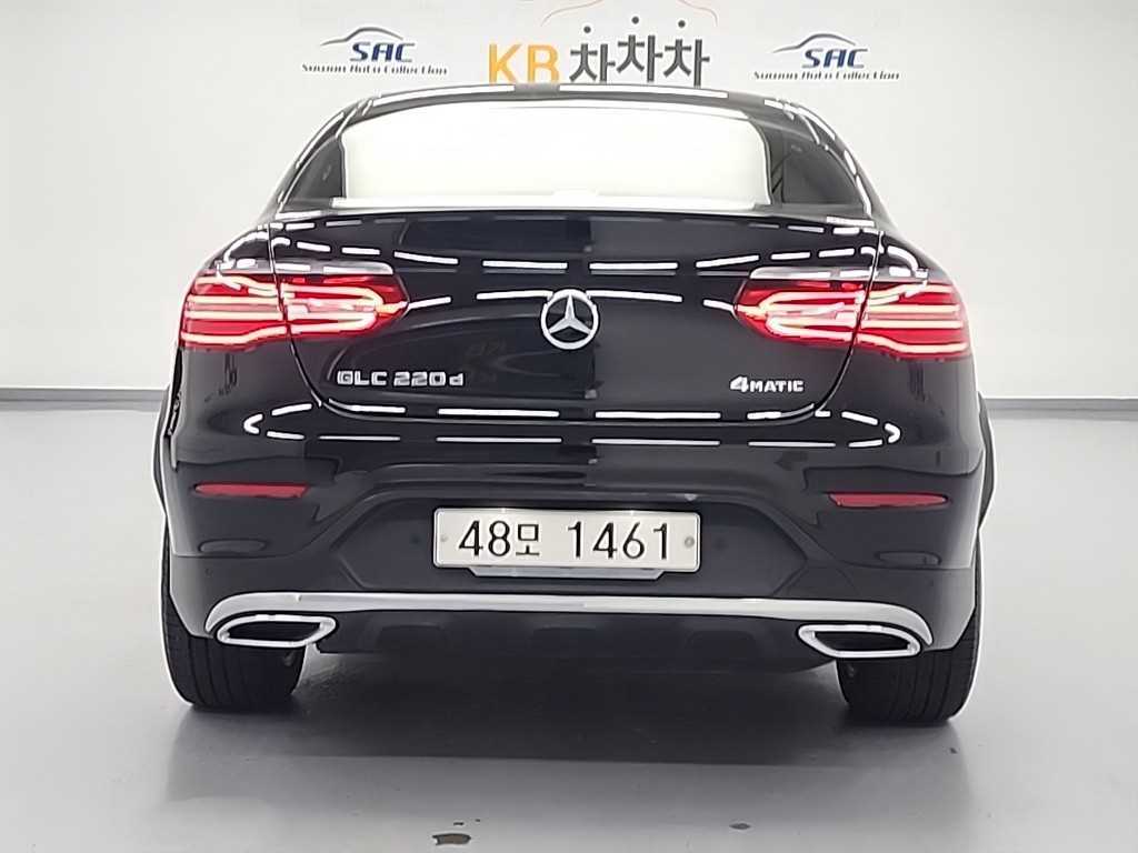 Mercedes Benz GLC Class - Vista 3