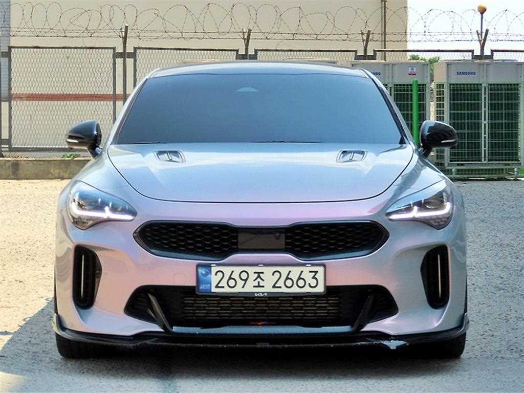 KIA Stinger 2023 Negro - Importación desde Corea - HF Imports Iquique - Foto 1