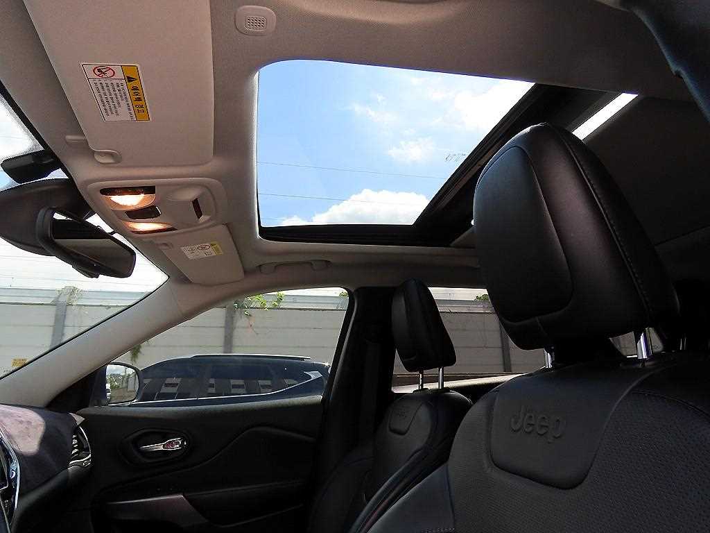 Jeep Cherokee 2020 Gris - Importación desde Corea - HF Imports Iquique - Foto 16