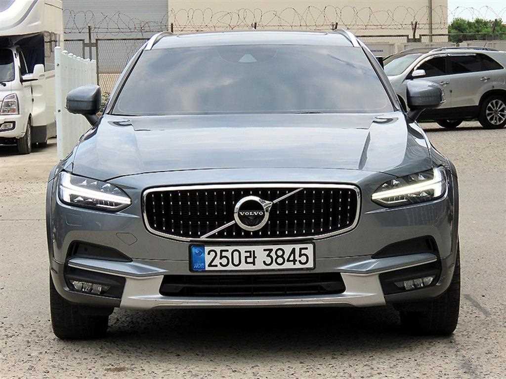 Volvo V90 2019 Gris - Importación desde Corea - HF Imports Iquique - Foto 1