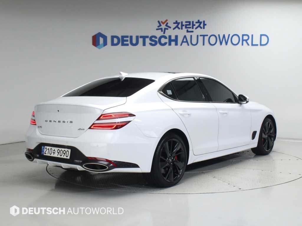 Genesis G70 - Vista 2