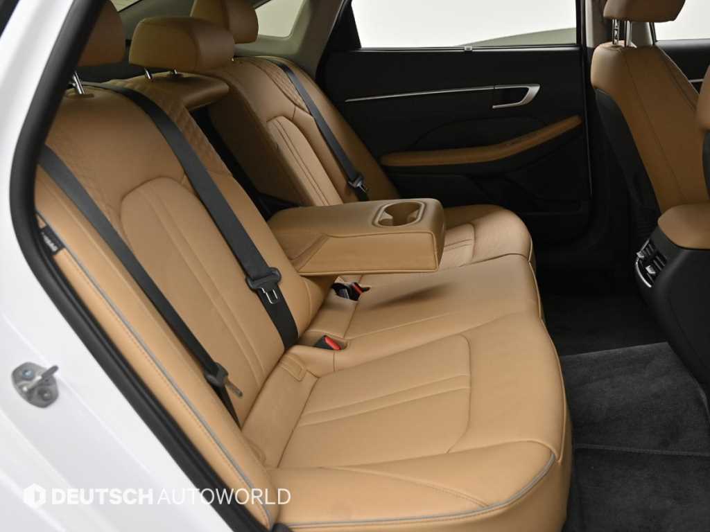 HYUNDAI Sonata - Vista 12