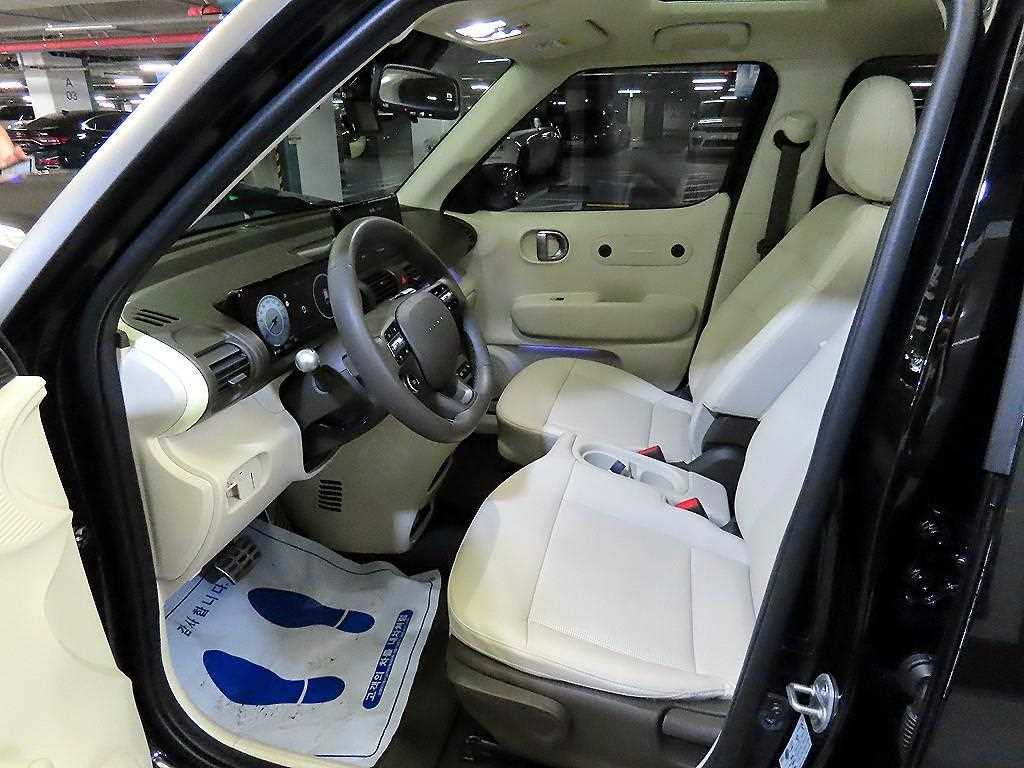 HYUNDAI Casper - Vista 6