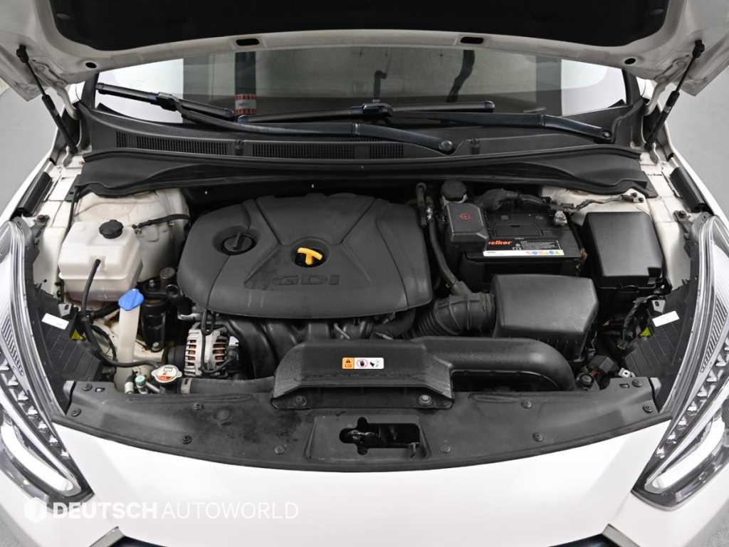 HYUNDAI i40 - Vista 6