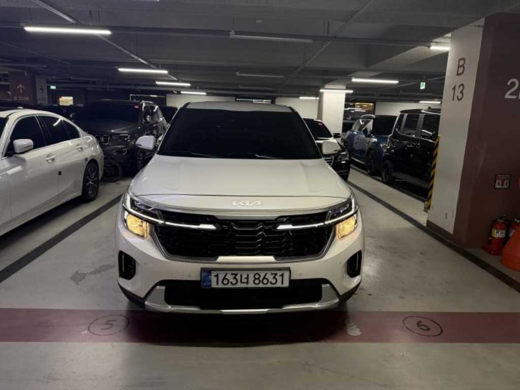 KIA Seltos 2025 Blanco - Importación desde Corea - HF Imports Iquique - Foto 1