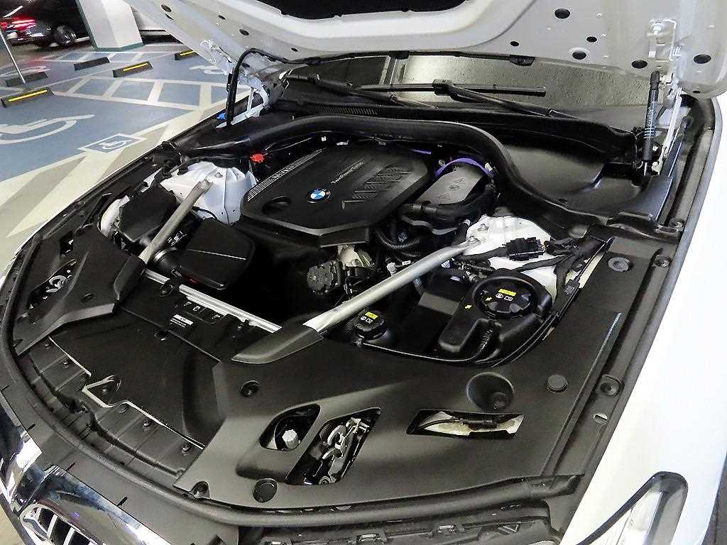BMW 5 Series 2023 Blanco - Importación desde Corea - HF Imports Iquique - Foto 19
