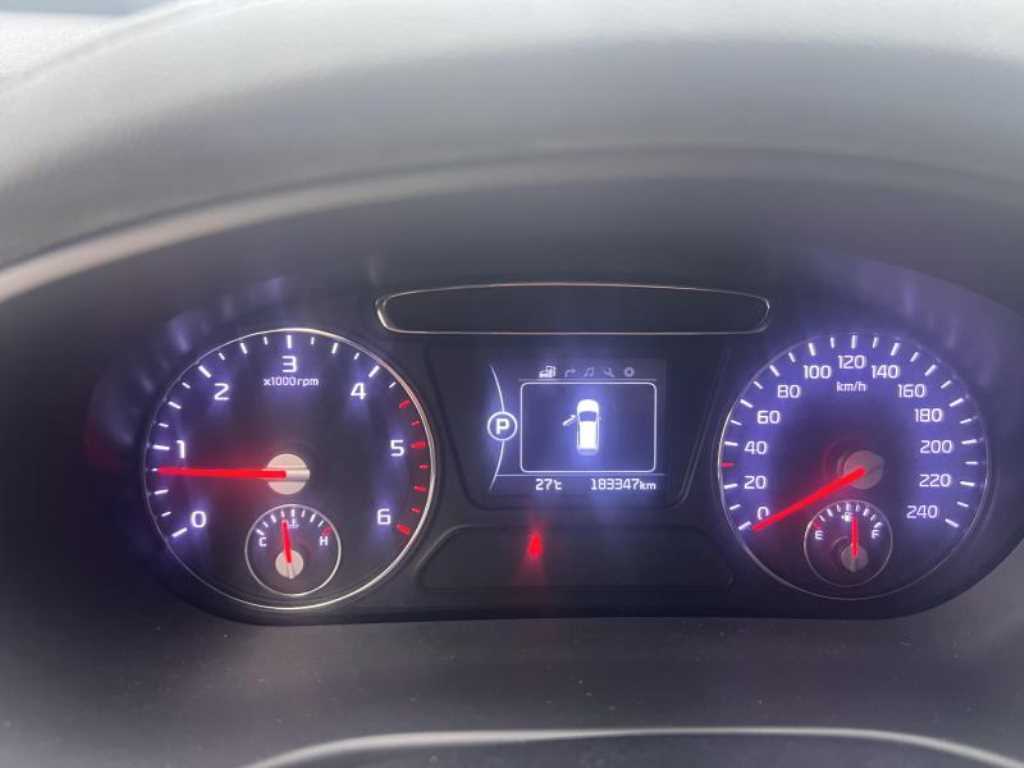 KIA Sorento - Vista 5