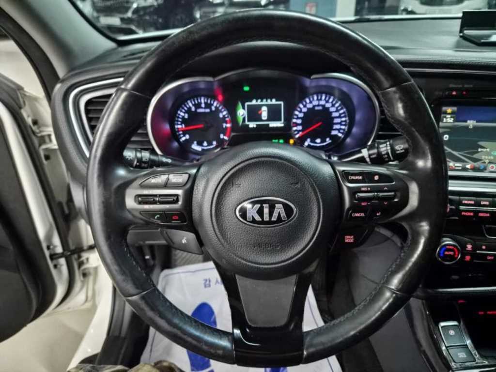 KIA K5 - Vista 7
