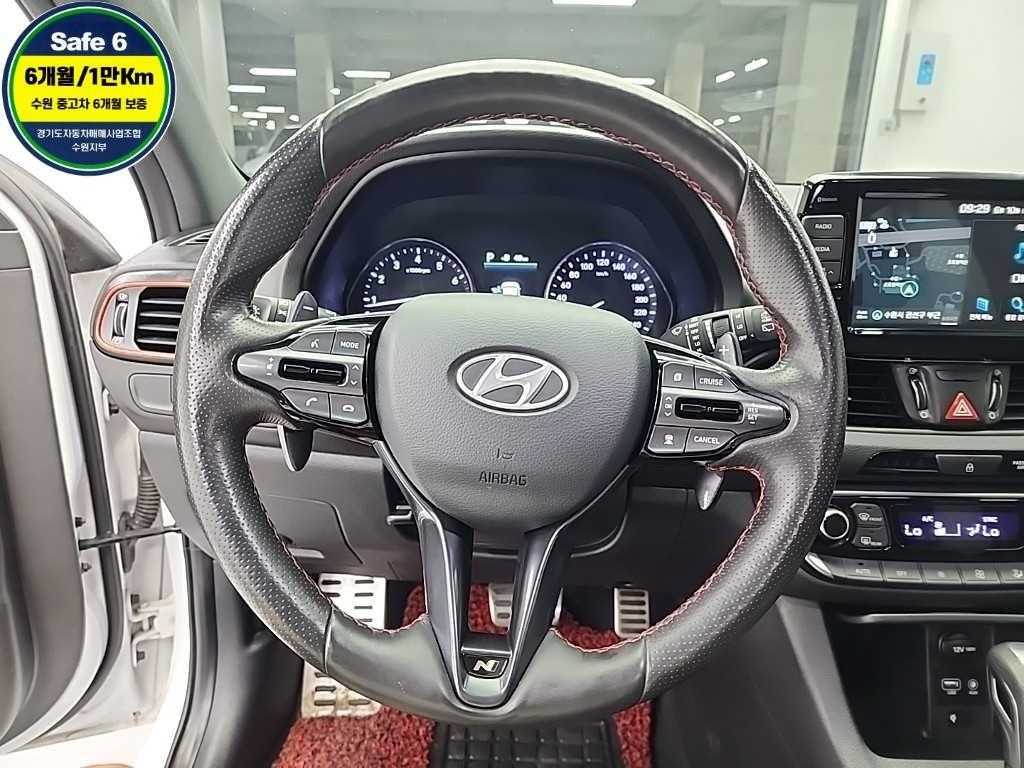 HYUNDAI i30 - Vista 9